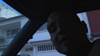 Teenie widens her legs widely to strive a fun dick-riding